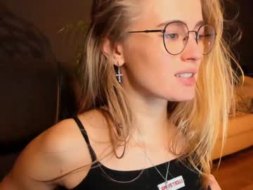 Cam stars girl linellali image #2930748