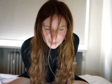 Cam stars girl ellaa91 image #2792007