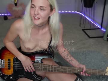 Cam stars girl petitebrat image #6476082