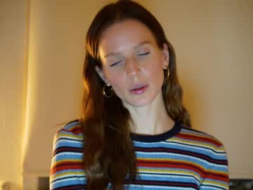 Cam stars girl ellaa91 image #2837241
