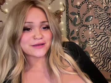Cam stars girl ari_02 image #5326299