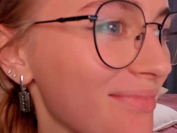 Cam stars girl linellali image #2758045