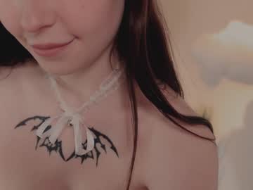 Cam stars girl ella_knockers_xl image #1570572
