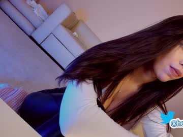 Cam stars girl hollyextra image #3254497