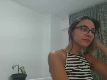 melly_ayana cam stars