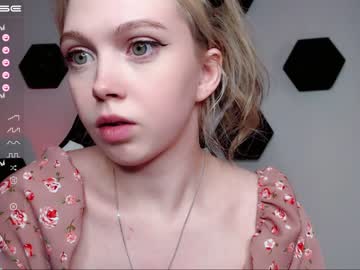 Cam stars girl small_blondee image #4041666