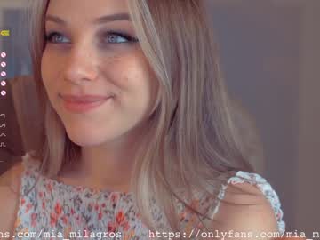 Cam stars girl mia_milagros image #1058757