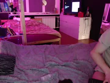 Cam stars couple college_gangbang image #969138