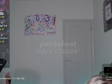 Cam stars girl petitebrat image #6343970
