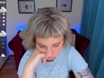 yolandi_toit cam stars