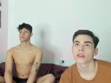Cam stars man 2gays_1straight image #2418044