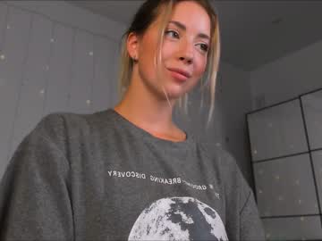 Cam stars girl emmi_rosee image #5010192