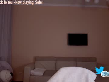 Cam stars girl hollyextra image #1242835