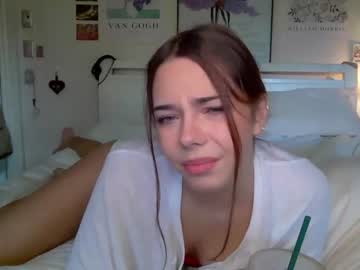 Cam stars girl irisbb2003 image #6882756