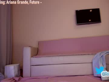 Cam stars girl hollyextra image #2623920