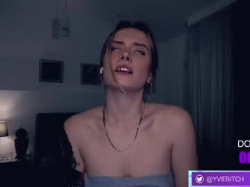 Cam stars girl _yvie_ image #4698543