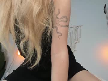 Cam stars girl victoria_karma image #3008427