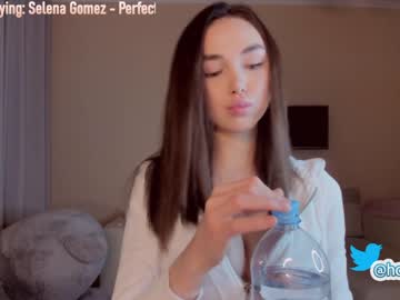 Cam stars girl hollyextra image #1825353