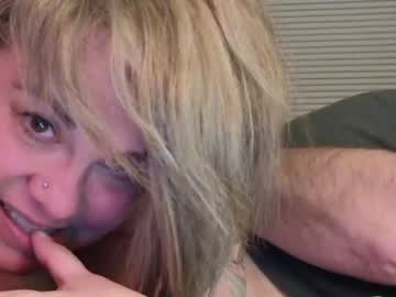 Cam stars couple luv2squirt_2 image #6290216
