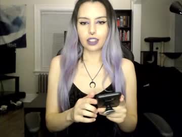 Cam stars girl runacrow image #4409295