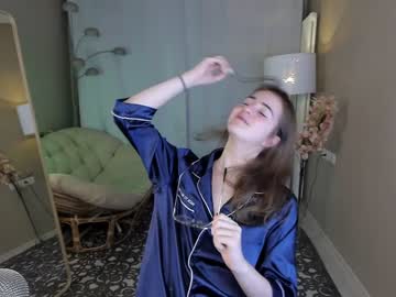 Cam stars girl zlata_luna image #524328