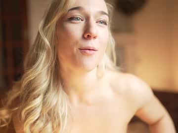 Cam stars girl emily_fox_official image #972335