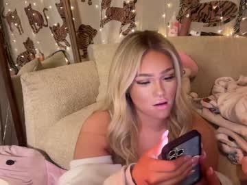 Cam stars girl ari_02 image #6543360
