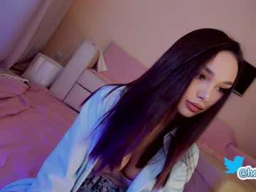 Cam stars girl hollyextra image #2886316