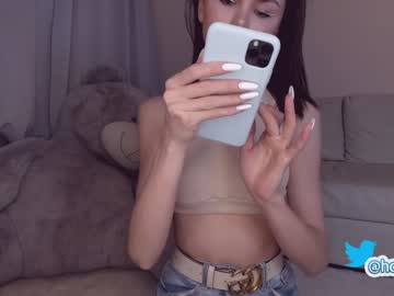 Cam stars girl hollyextra image #294700