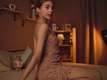 Cam stars girl cuteelsa_ image #5750349