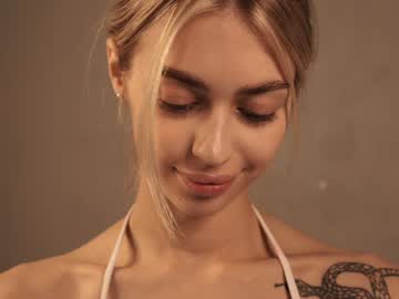 Cam stars girl cuteelsa_ image #4837736