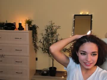 Cam stars girl ella_flar_ image #2808714