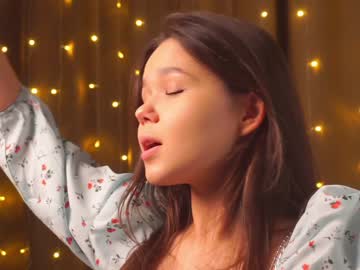 Cam stars girl helenmoors image #4548398