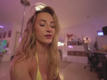 Cam stars girl hannahjames710 image #4738355