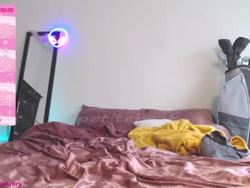 Cam stars girl petitebrat image #4141400