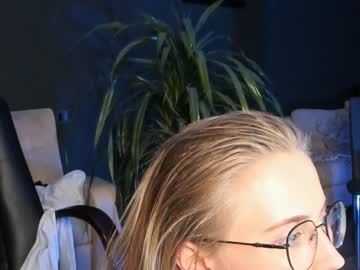 Cam stars girl linellali image #2851901