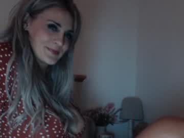 Cam stars girl english_rose__ image #2545233