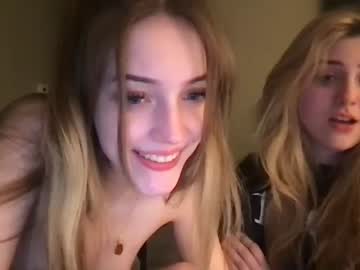 Cam stars couple snowxbunny1228 image #6459425
