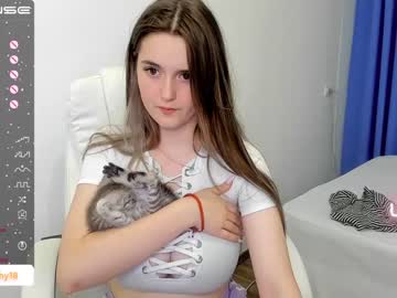 Cam stars girl emmika_ image #4542419