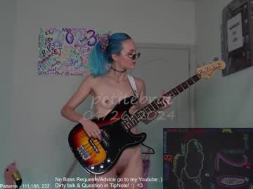 Cam stars girl petitebrat image #6844736