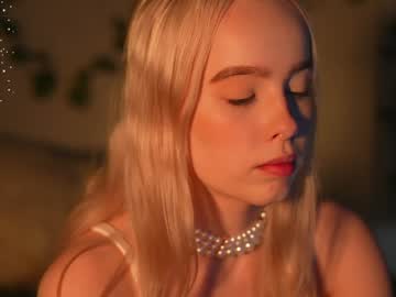 Cam stars girl mother__of__dragons image #5623563