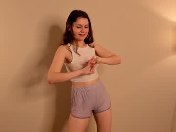 Cam stars girl winniewest_ image #4267483