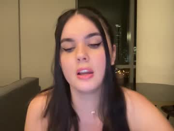 Cam stars girl gia_is_horny image #5527464