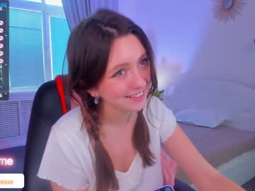 Cam stars girl renessy_ image #3989376