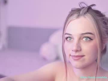 Cam stars girl mia_milagros image #1727775