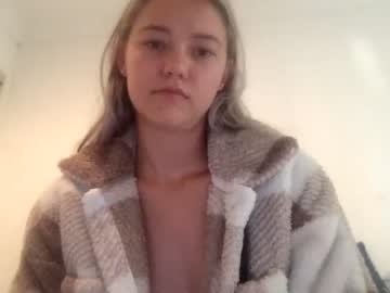 Cam stars girl blondee18 image #4930132