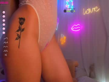 Cam stars girl mia_milana image #2042995