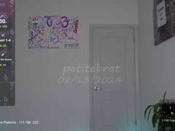 Cam stars girl petitebrat image #6328416
