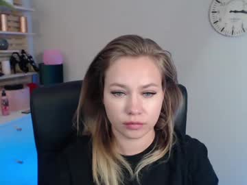 holly_bb95 cam stars
