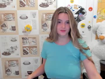 Cam stars girl emmika_ image #2312059